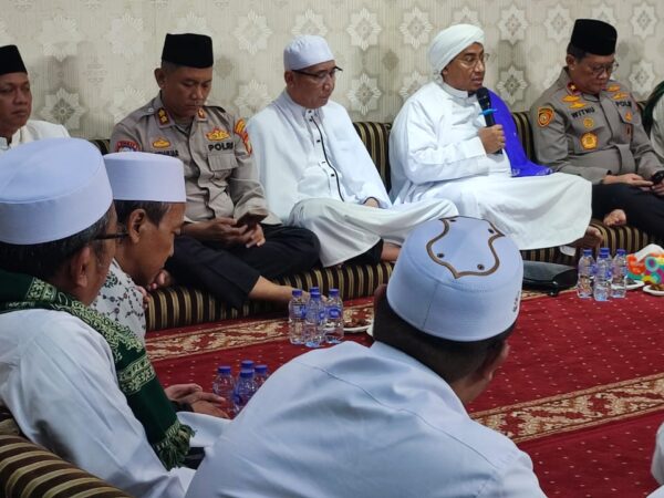 Tradisi Khotmul Quran Pada Shalat Terawih di Jakarta